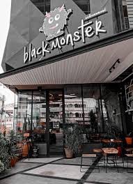 Black Monster Cafe3